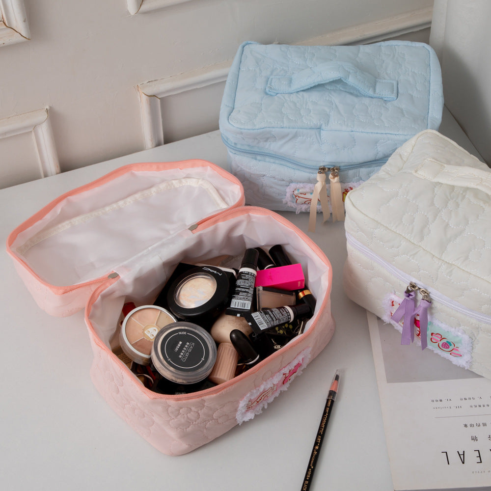 Cute Large Capacity Cat Portable Heart Storage Cosmetic Bags