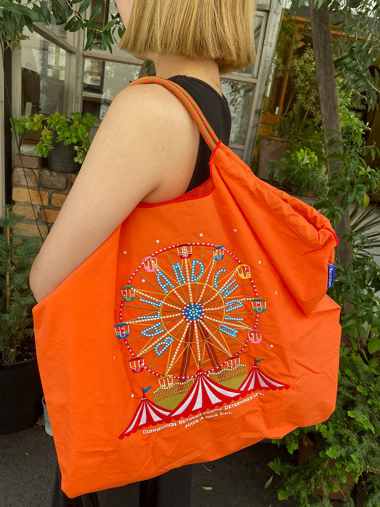 Embroidered Shopping With Flowers Plants On The Upper Body Niche Women's Shoulder Bag
