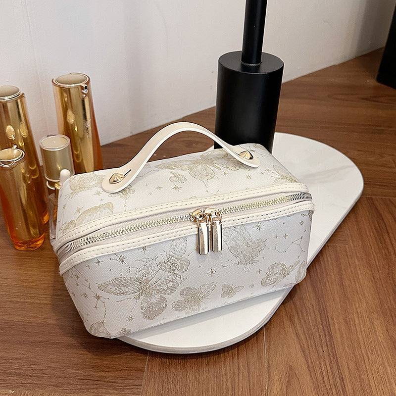 Antique Retro Large Capacity Portable Wash Makeup Bag