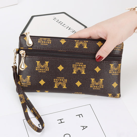 Comfortable Women's Clutch Fashion Leisure Simple Handbags