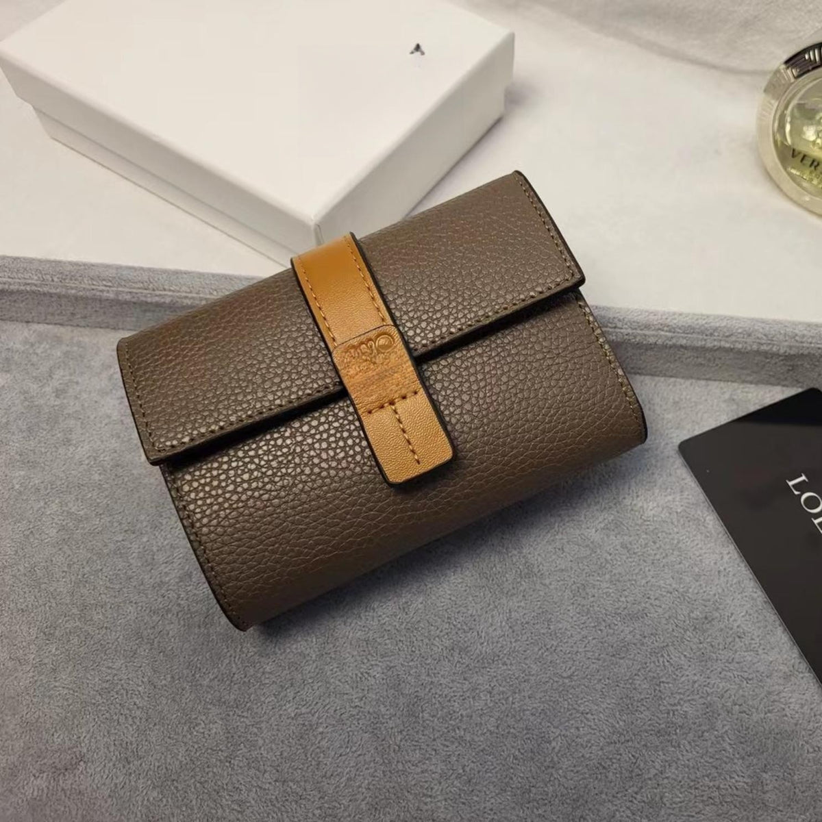 Women's & Men's Leather Short Color Stitching Multiple Slots Large Capacity Contrast Ladies Wallet