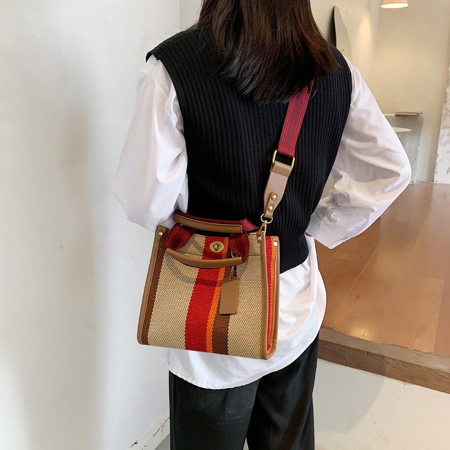 Elegant Women's Fashionable Canvas Striped Broadband Handbags