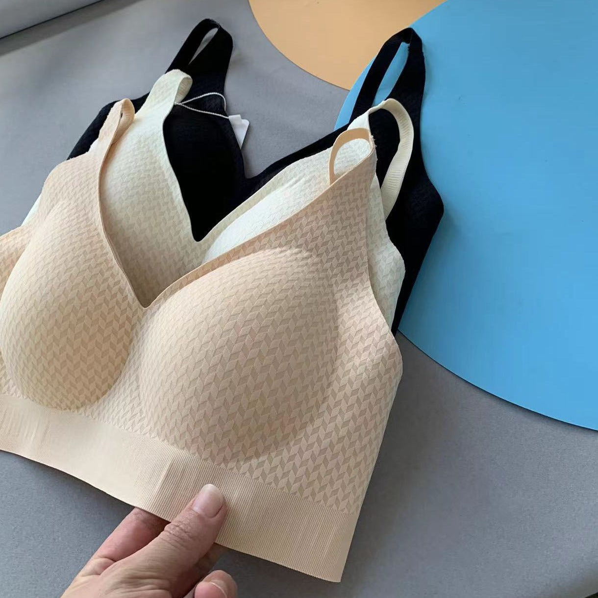 Women's Stylish Autumn Thread Support Underwear Seamless Everyday Bras