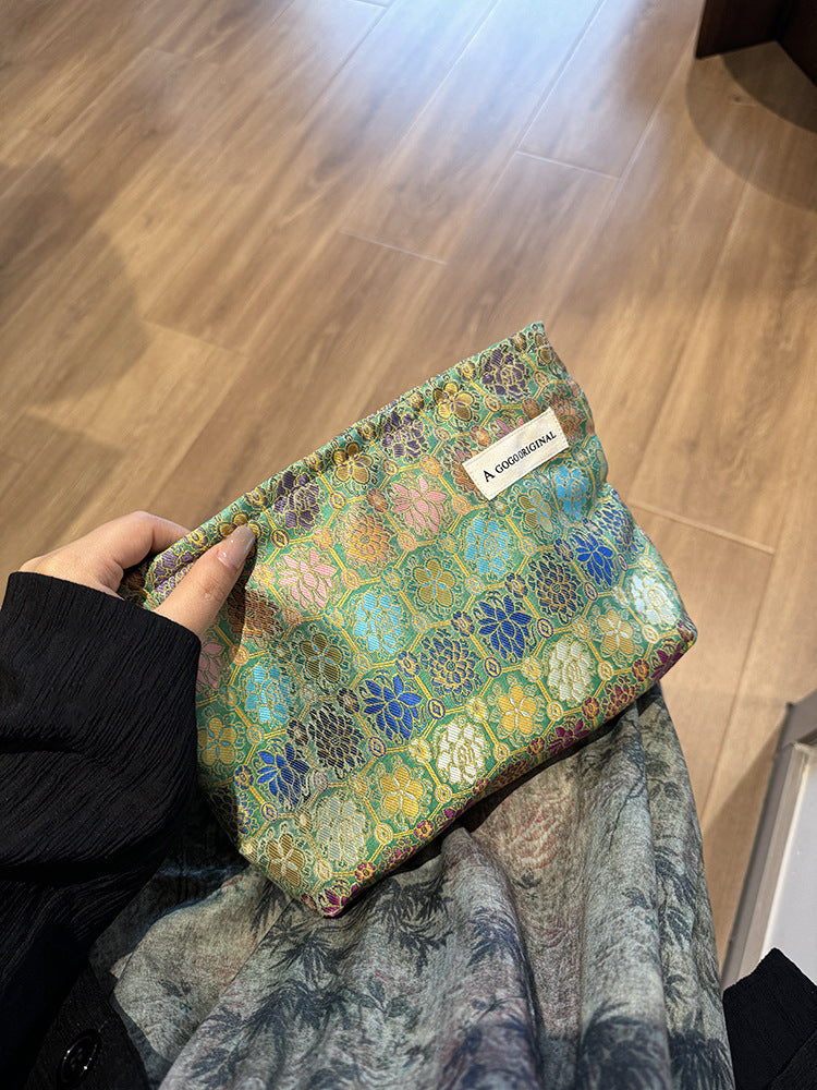 Style Artistic Portable Skin Care Buggy Ethnic Makeup Bag