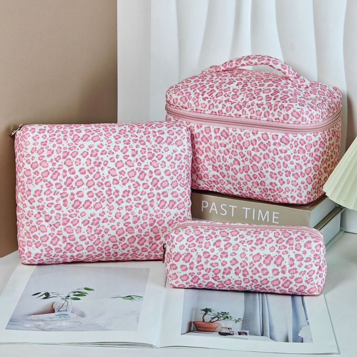 Women's Large Capacity Portable Floral Wash Quilted Cotton Pencil Makeup Bag
