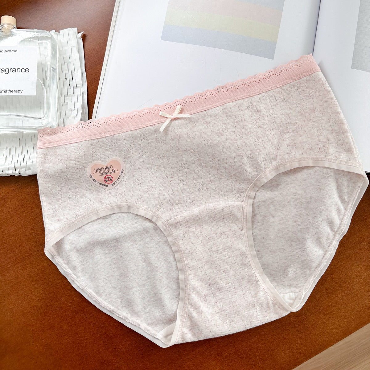 Women's Induction Reactance Lengthened Crotch Cotton Colored Panties