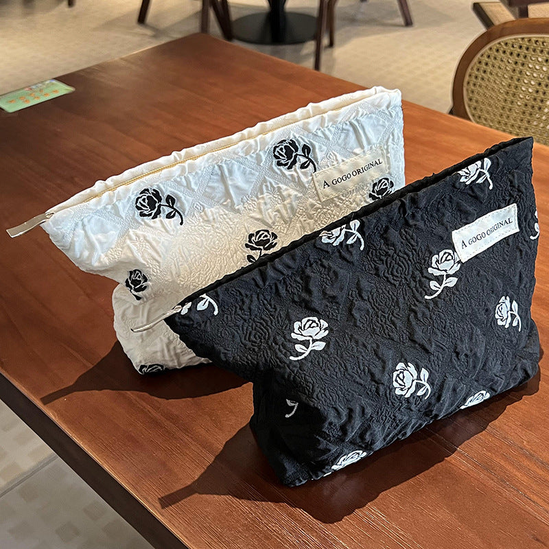 Popular Elegant Rose Printing Storage Liner Cosmetic Bags