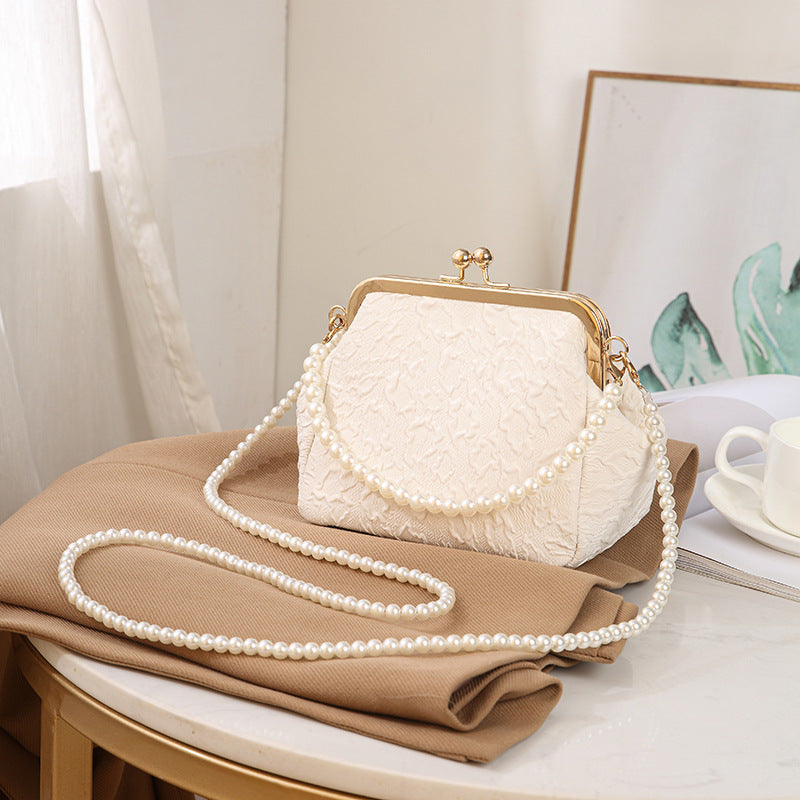 Women's Pleated Shell Mobile Beaded Mini Coin Purses