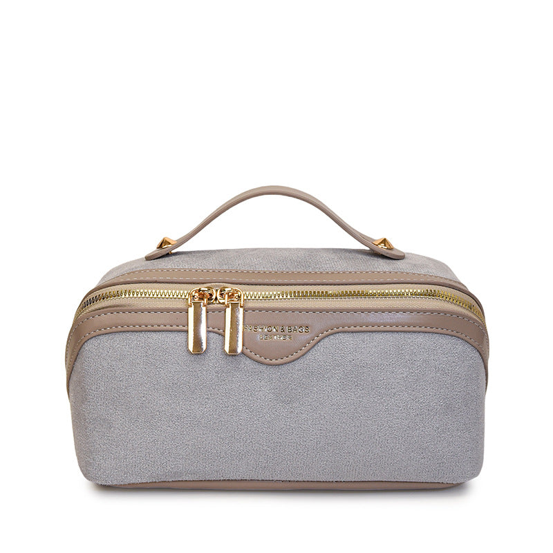 Retro Large Capacity High-grade Portable Cosmetics Storage Makeup Bag