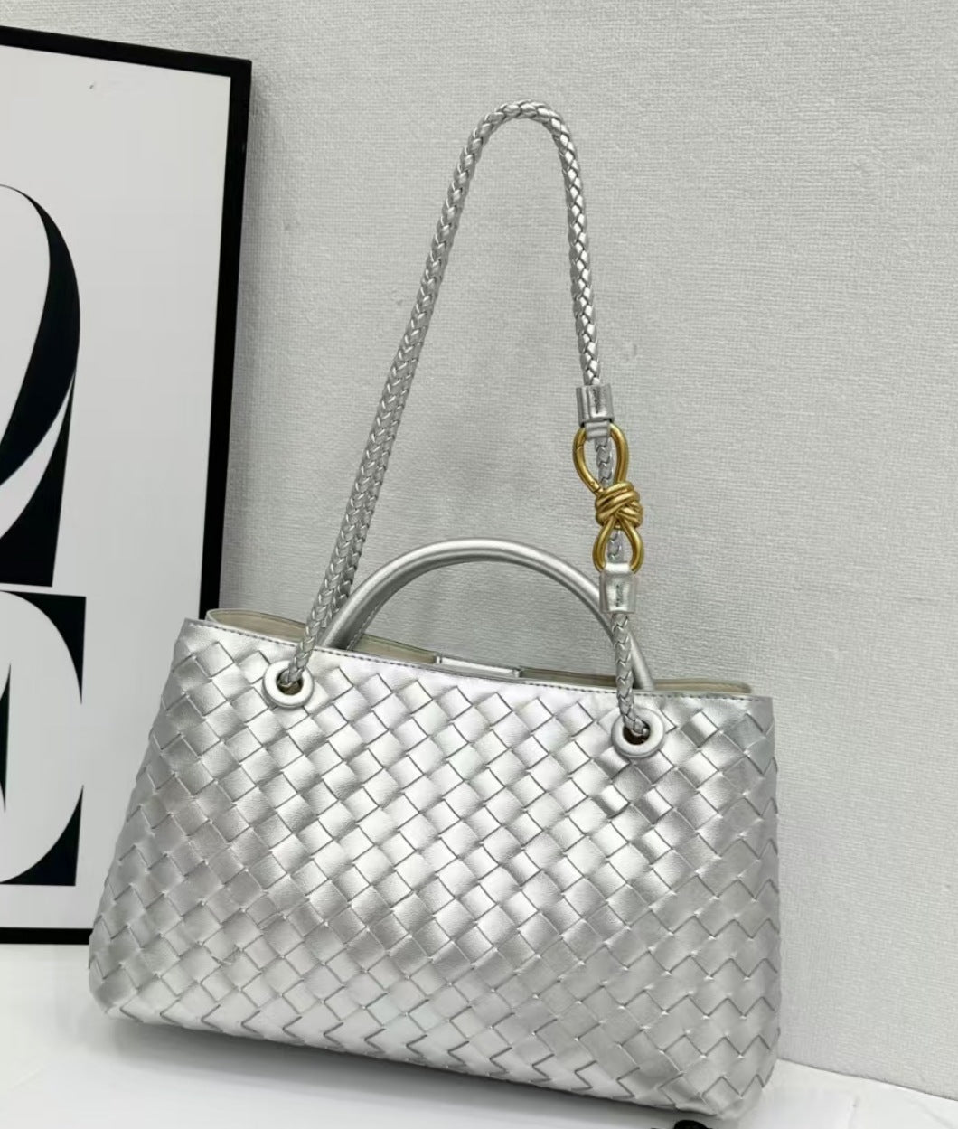 Women's Genuine Leather Metal Cord Fastener Woven Handbags