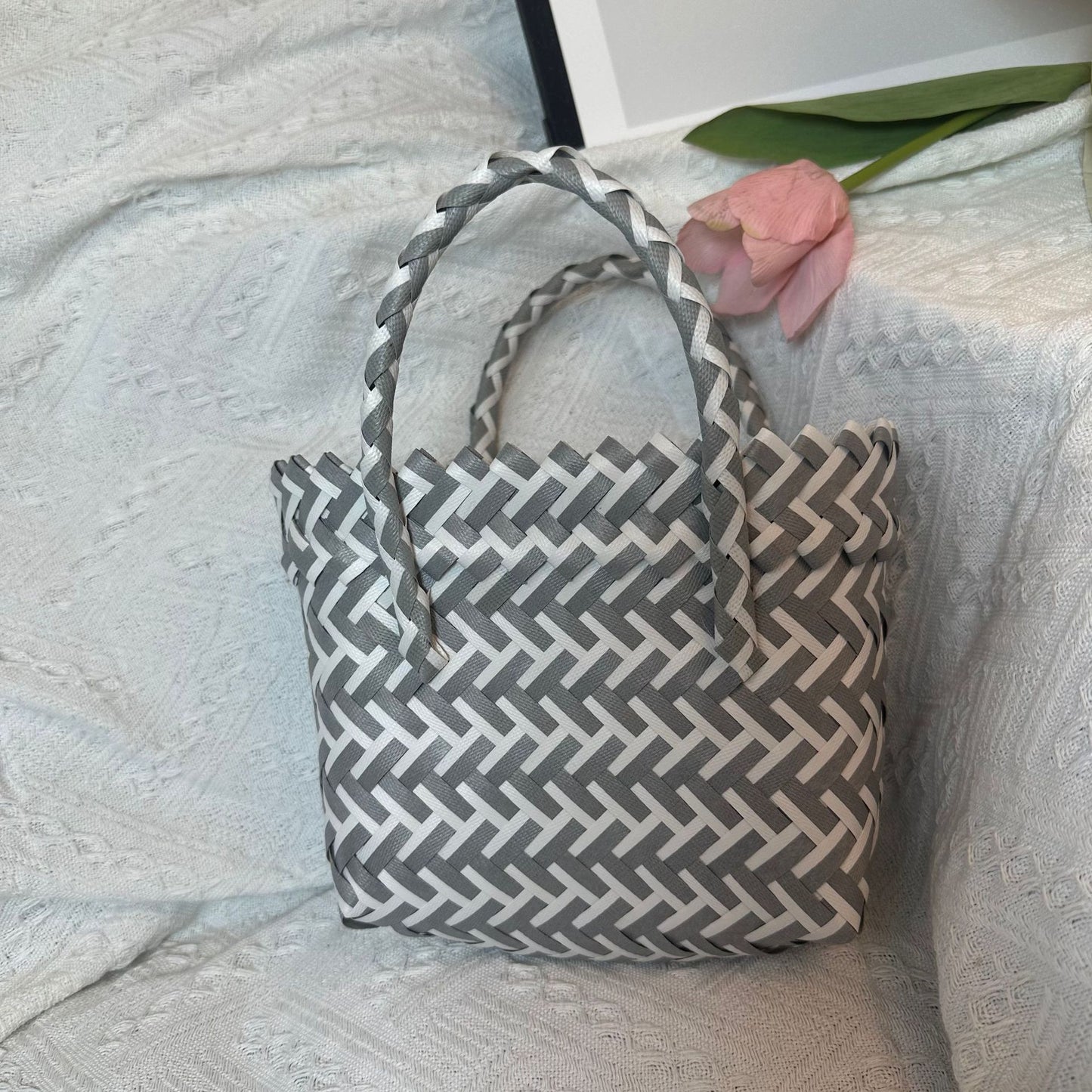 Style Fashion Simple Color Matching Portable Handbags