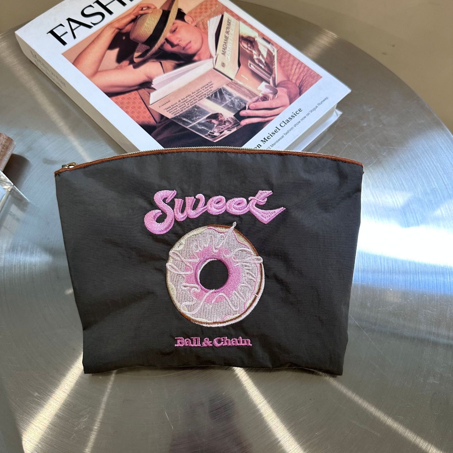 Round Embroidery Environmental Protection Storage Waterproof Cosmetic Bags