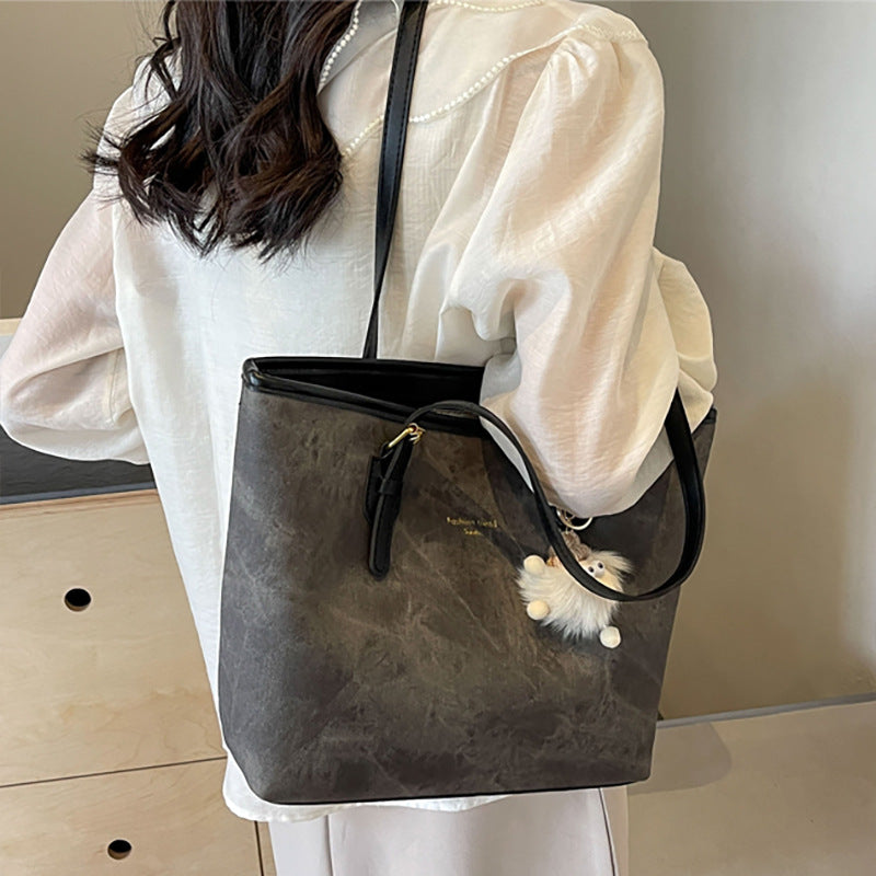 Women's Large Capacity Commuter Versatile High Sense Women's Messenger Bag
