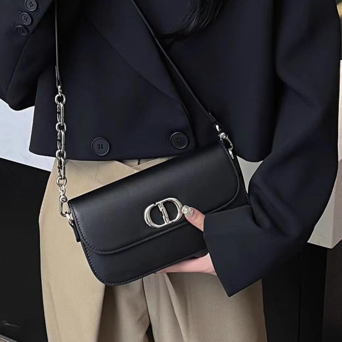 Women's Underarm Hand Holding Chain Fashion Trendy Light Small Square Bags
