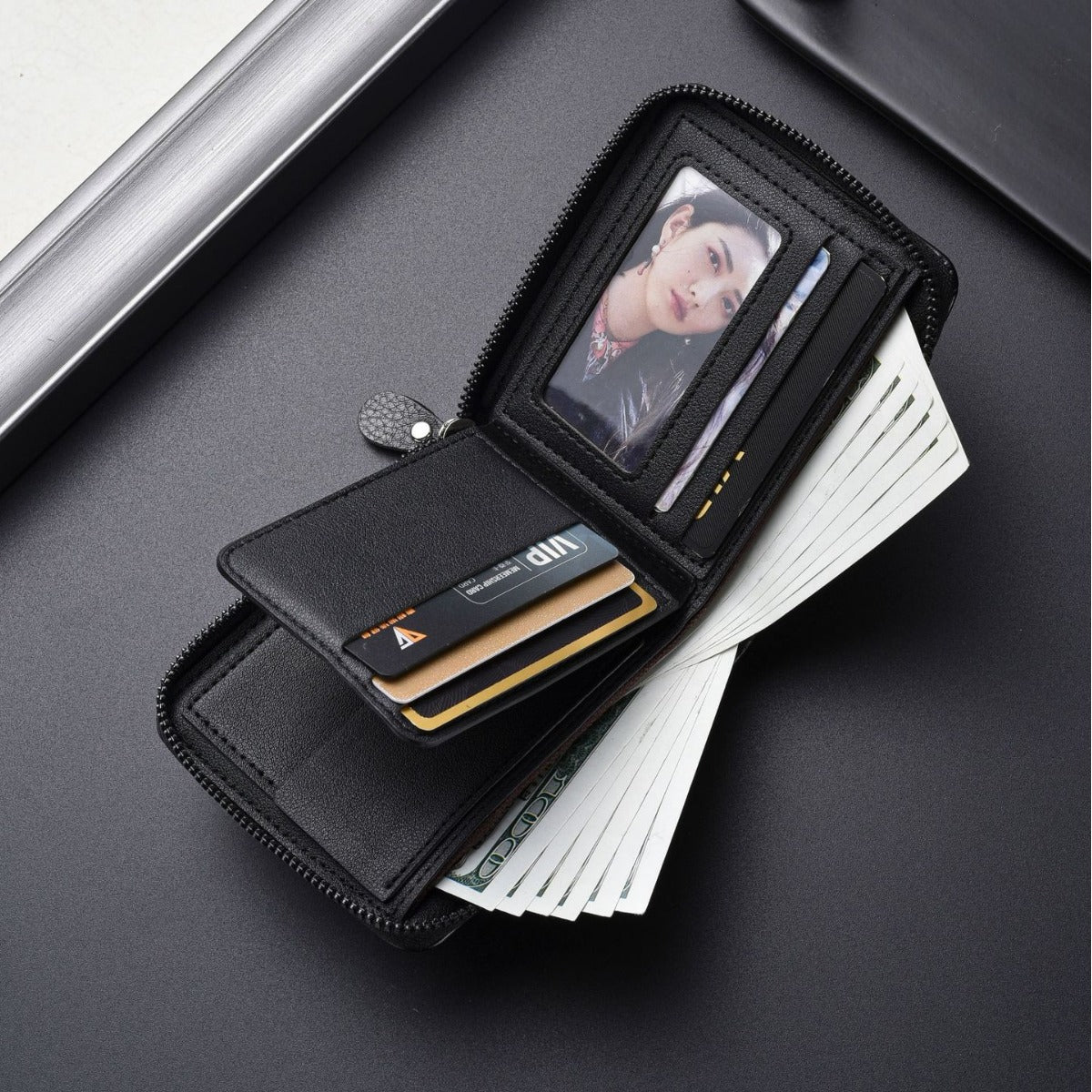 Men's Zipper Embossed Multiple Slots Retro Men's Wallet