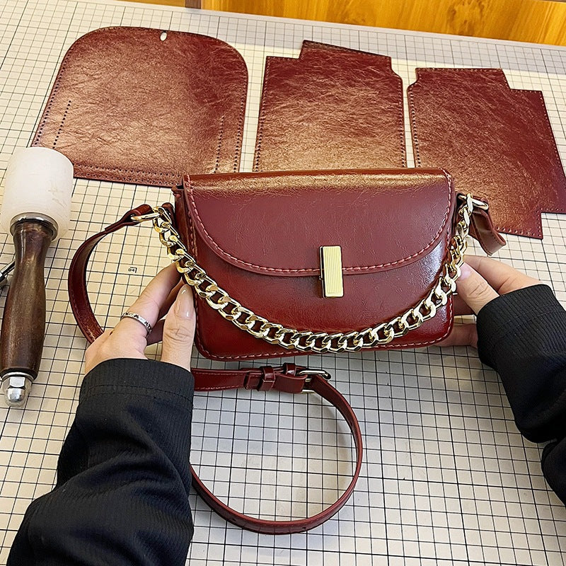 Simple Fashion Retro Material Homemade Gift Mother Women's Messenger Bag