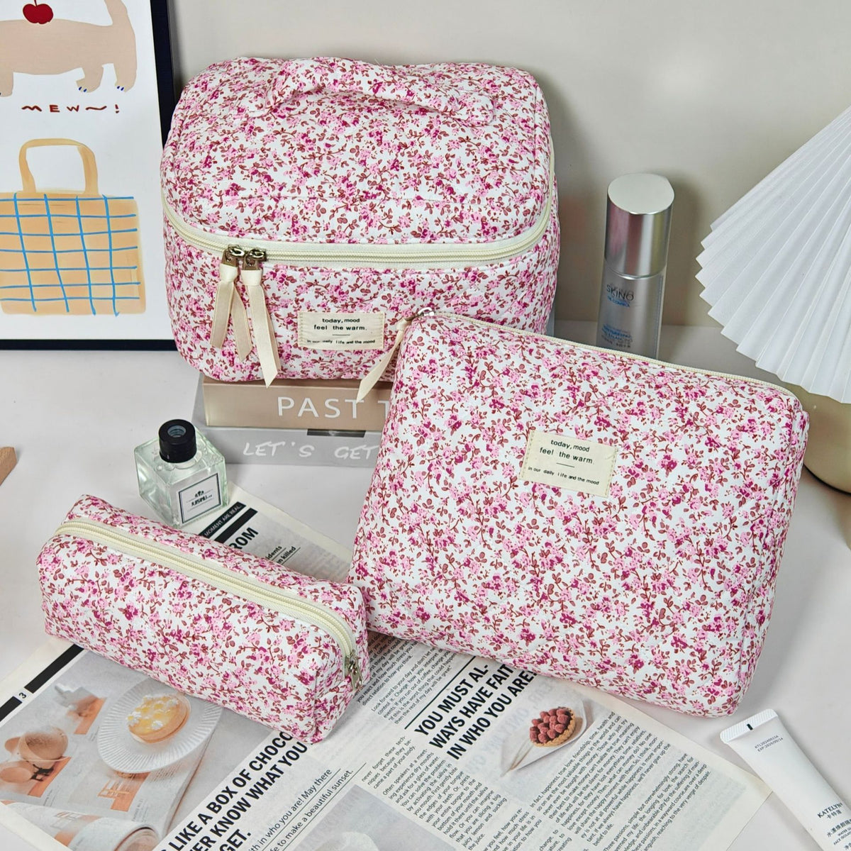 Women's Large Capacity Portable Floral Wash Quilted Cotton Pencil Makeup Bag
