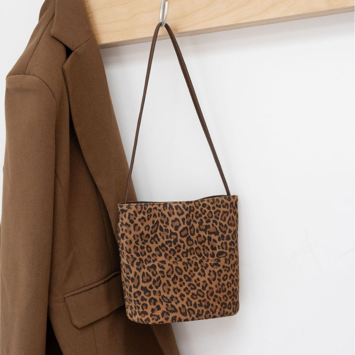 Layer Cowhide Matte Lady Temperament Leopard Print High-grade Sense Niche Women's Shoulder Bag
