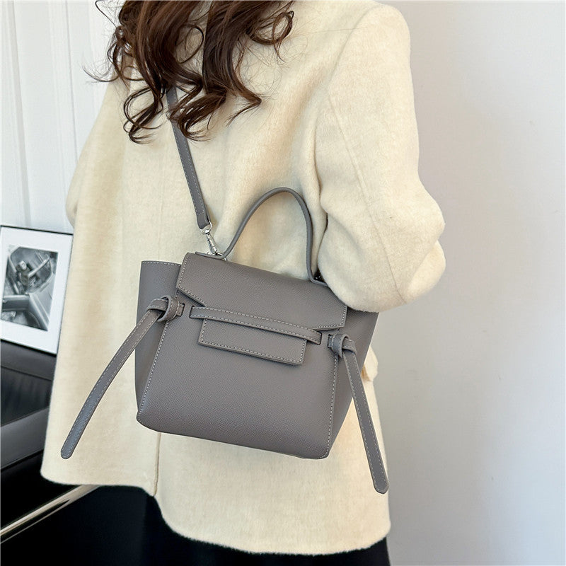 Women's Advanced Sense Catfish Portable Tide Handbags