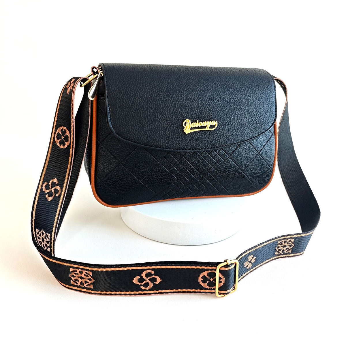 Women's Chun One Fashion Popular Mother Women's Messenger Bag