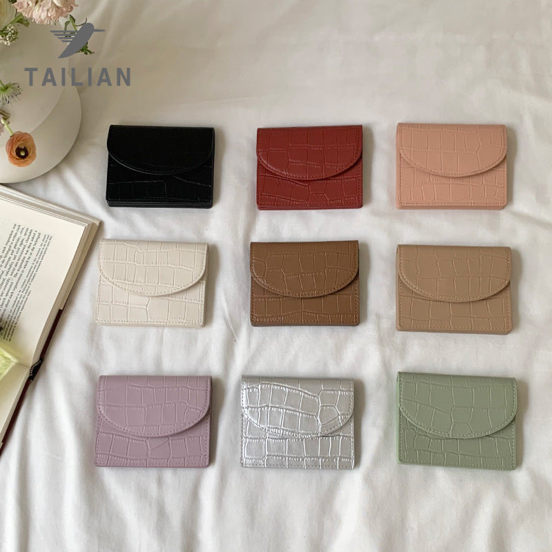 Unique Women's Crocodile Pattern Design Business Card Holder