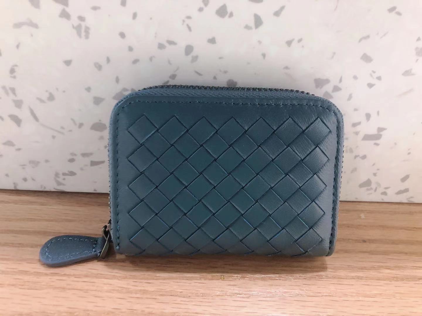 Women's Genuine Leather Mini Sheepskin Woven Business Card Holder