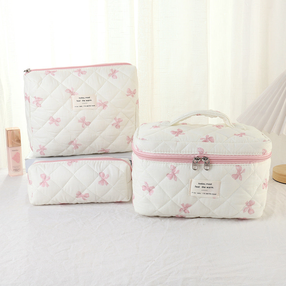 Large Capacity Portable Cosmetics Storage Hand Wash Makeup Bag
