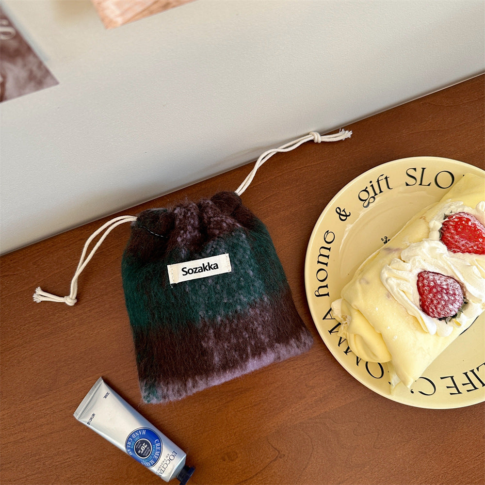 Glamorous Woolen Buggy Cloth Portable Makeup Cosmetic Bags