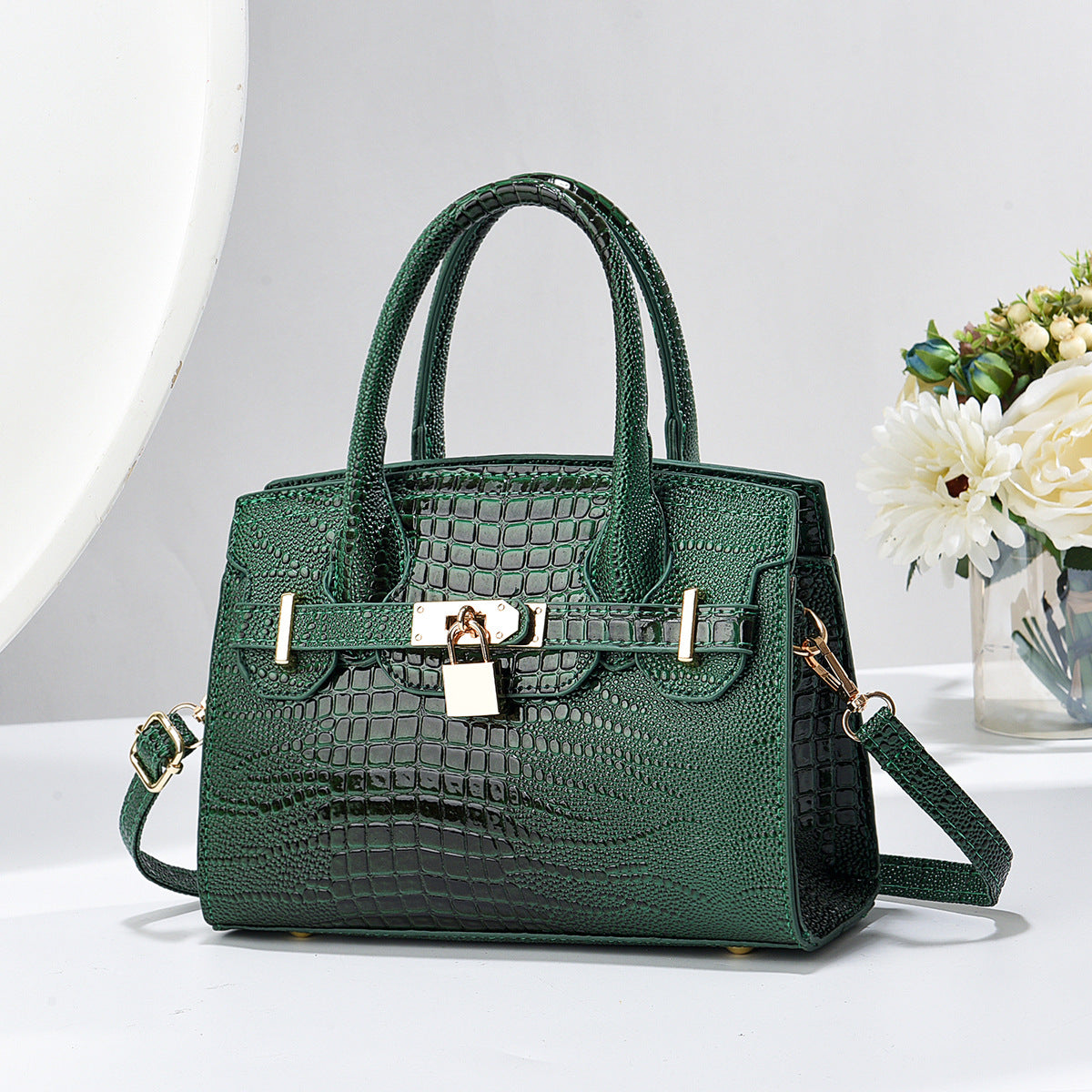 Durable Bright Leather Stone Pattern Alligator Handbags