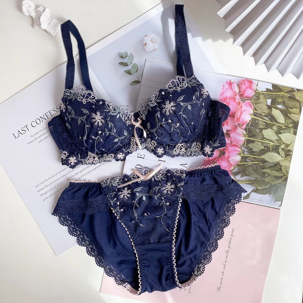 Sexy Lace Embroidery Small Breast Thin Girly Soft Steel Bras