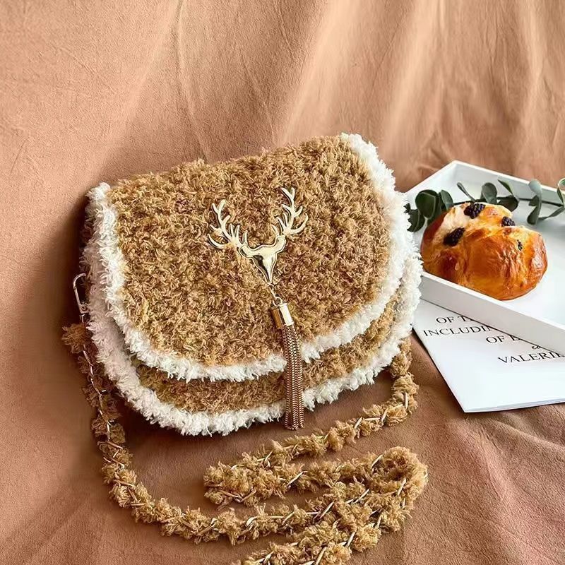 Women's Finished Hand-woven Material Kit Couple Girlfriends Gift Grid Women's Messenger Bag