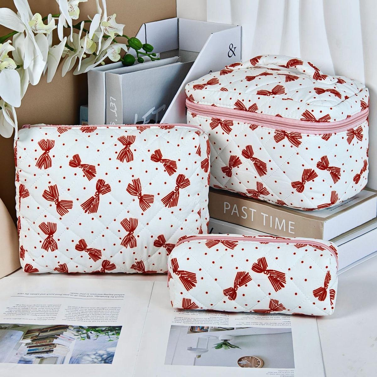 Women's Large Capacity Portable Floral Wash Quilted Cotton Pencil Makeup Bag