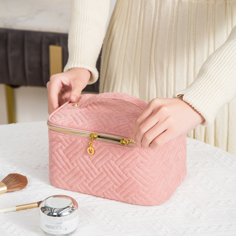 Women's Large Capacity Good-looking Quilted Cosmetics Storage Cosmetic Bags