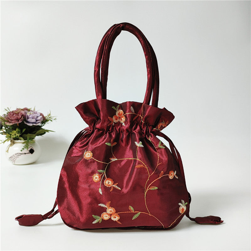 Elegant Women's Clutch Ethnic Style Embroidered Handbags
