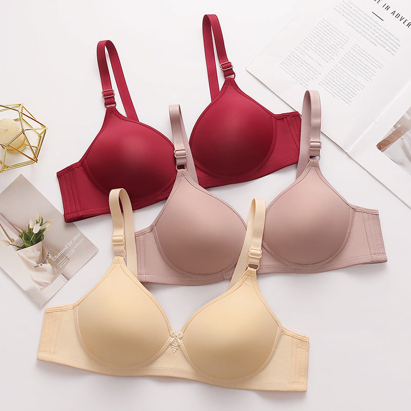 Women's Comfortable Three Breasted Traditional Thin Mould Cup Everyday Bras