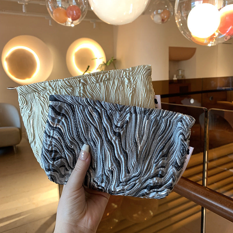 Three-dimensional Embossed Mobile Pencil Portable Liner Makeup Bag