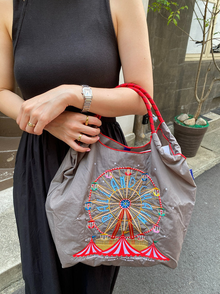 Embroidered Shopping With Flowers Plants On The Upper Body Niche Women's Shoulder Bag