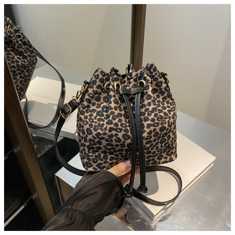Women's Leopard Print Simple Autumn Trendy Western Bags
