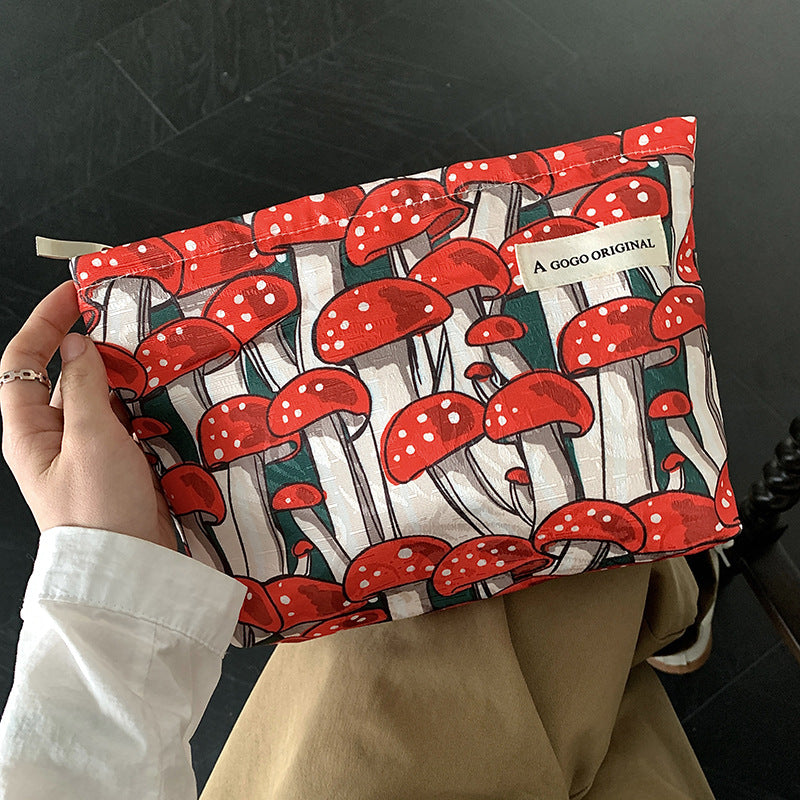 Mushroom Portable Skin Care Wash Clutch Buggy Cosmetic Bags