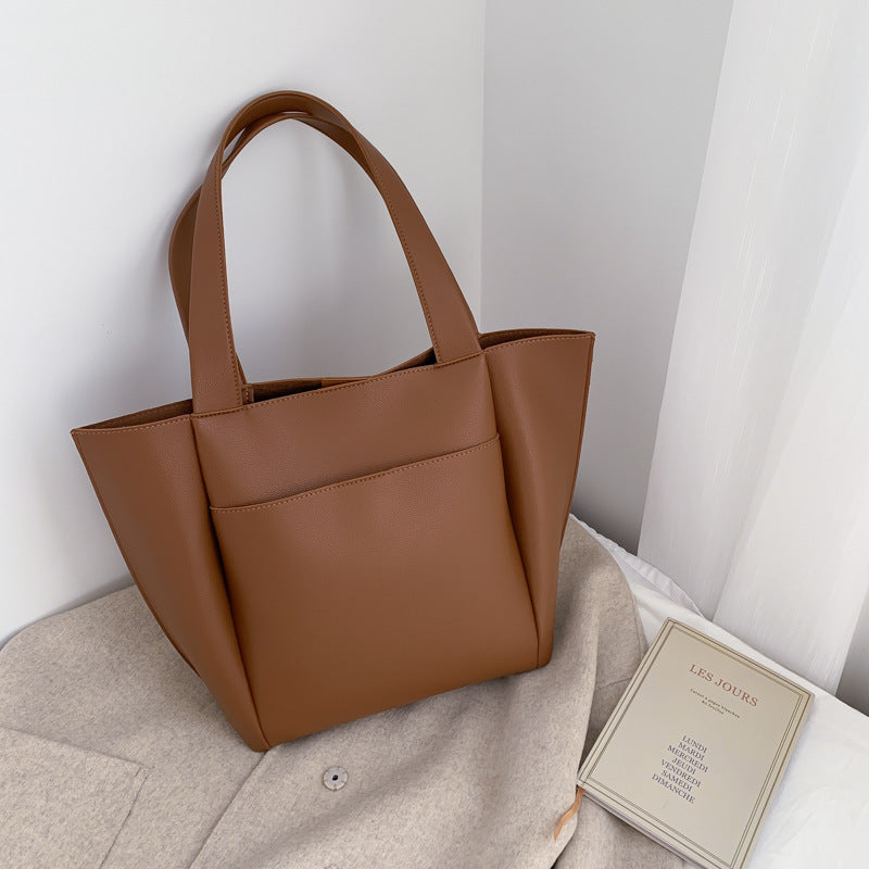 Women's Large Capacity Soft Autumn Korean Version Commuter Fashion Shoulder Bags