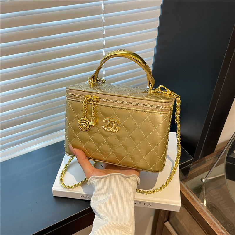 Women's Fashion Shiny Surface Rhombus Chain Portable Bags