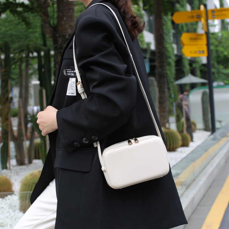 Fashionable Simple Korean Style Versatile Retro Women's Messenger Bag