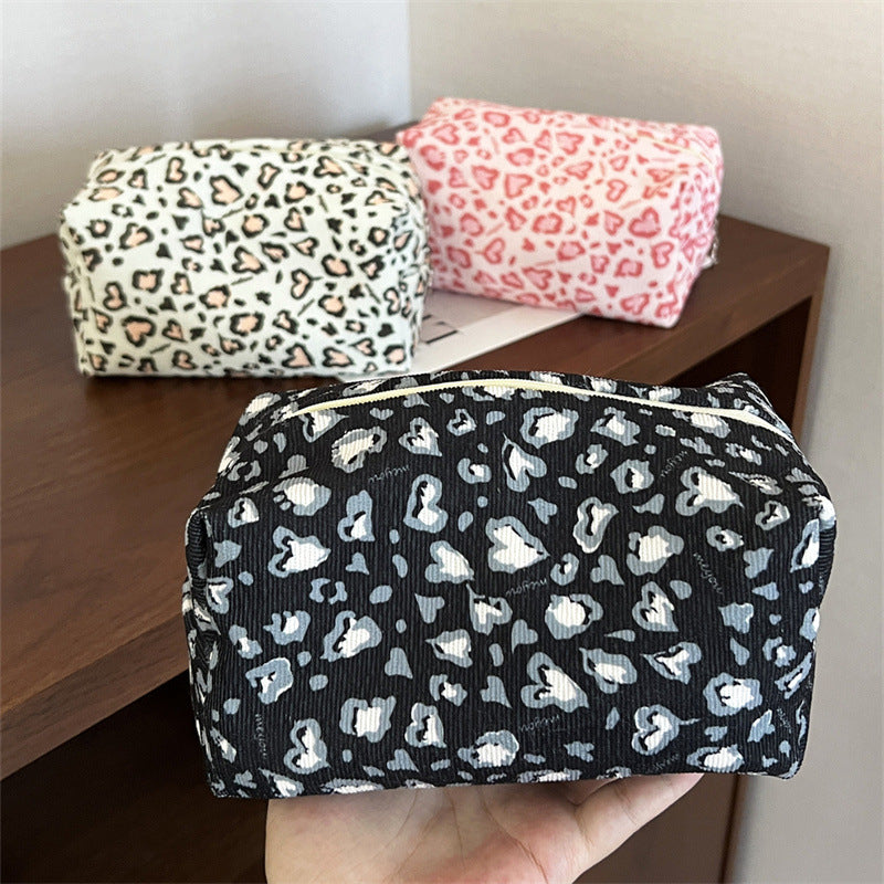 Cool Style Leopard Print Love Large Capacity High-grade Wash Cosmetic Bags