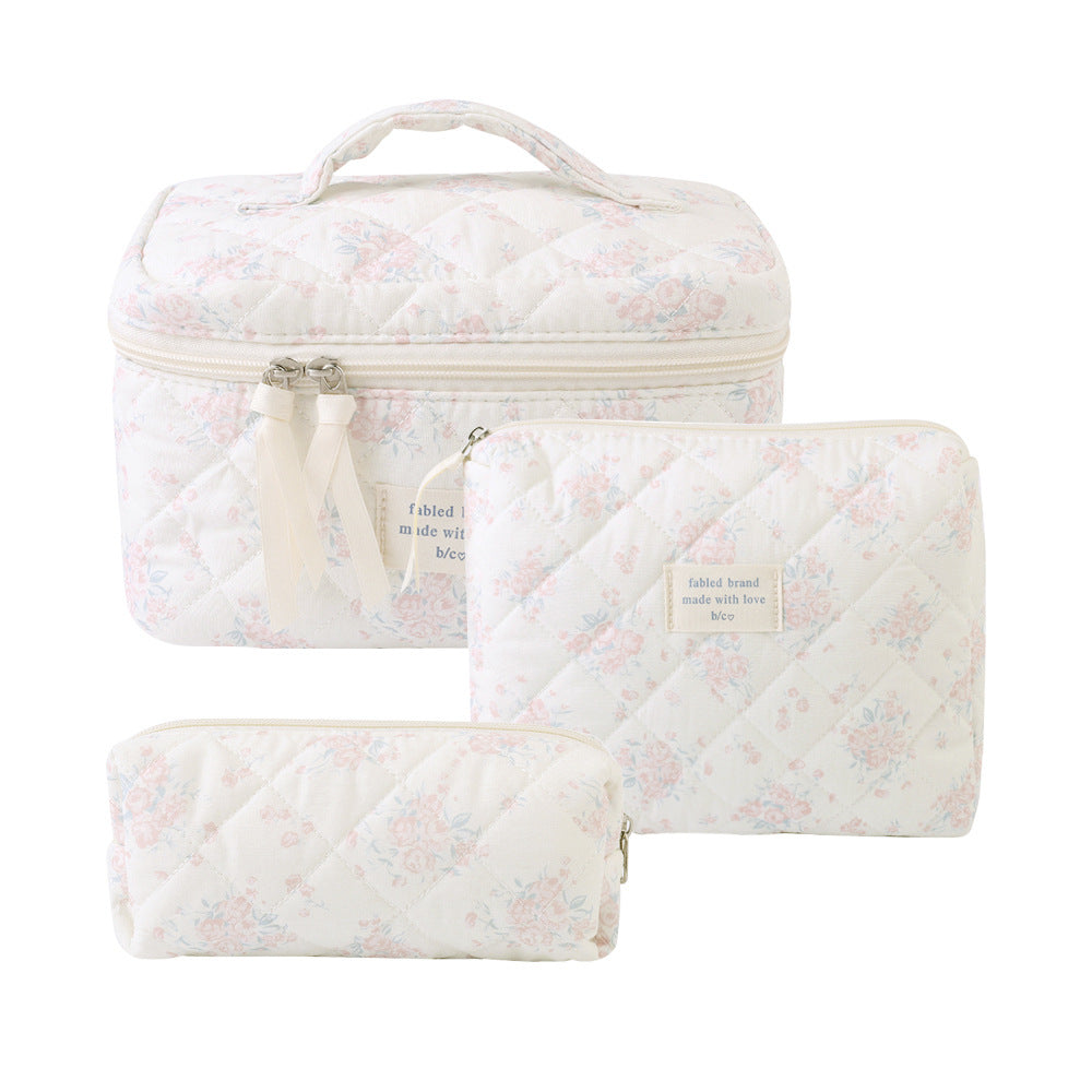 Women's Portable Large Capacity Quilted Cotton Good-looking Rose Storage Makeup Bag