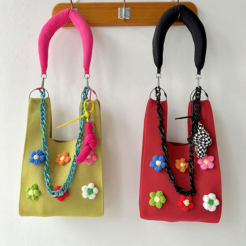 Design Cute Colored Flowers Knitted Versatile Handbags