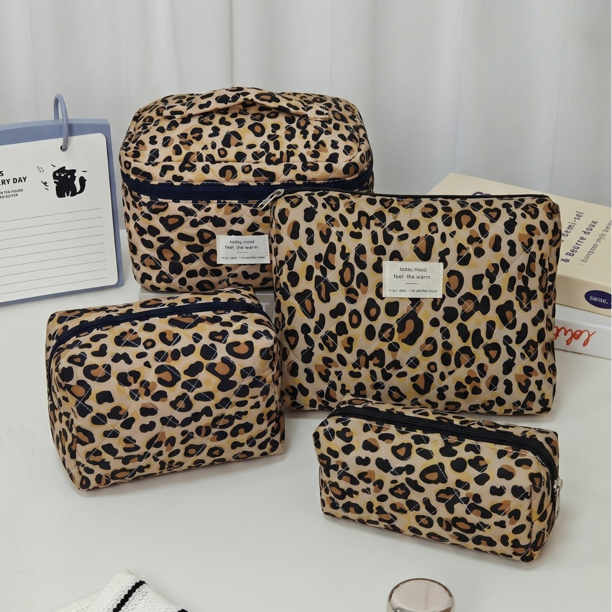 Polyester Cotton Leopard Vertical Large Capacity Bags