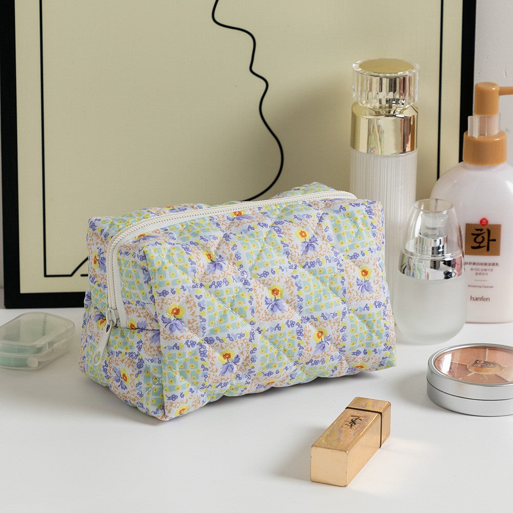 Floral Quilted Toiletries Portable Cosmetics Storage Makeup Bag