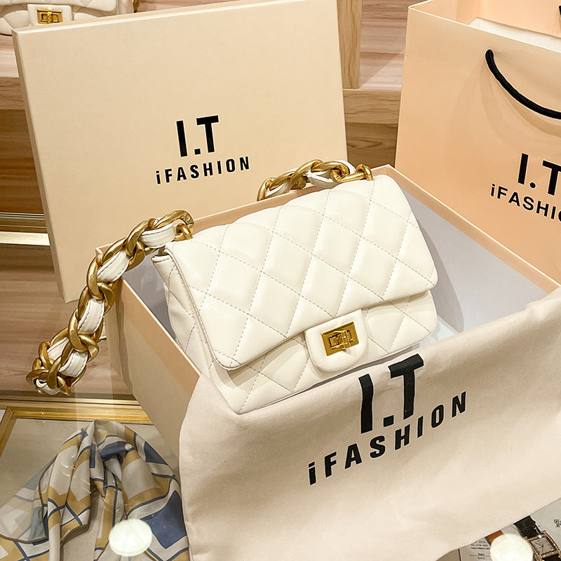Women's Fashionable Classic Style Soft Leather Fat Women's Messenger Bag