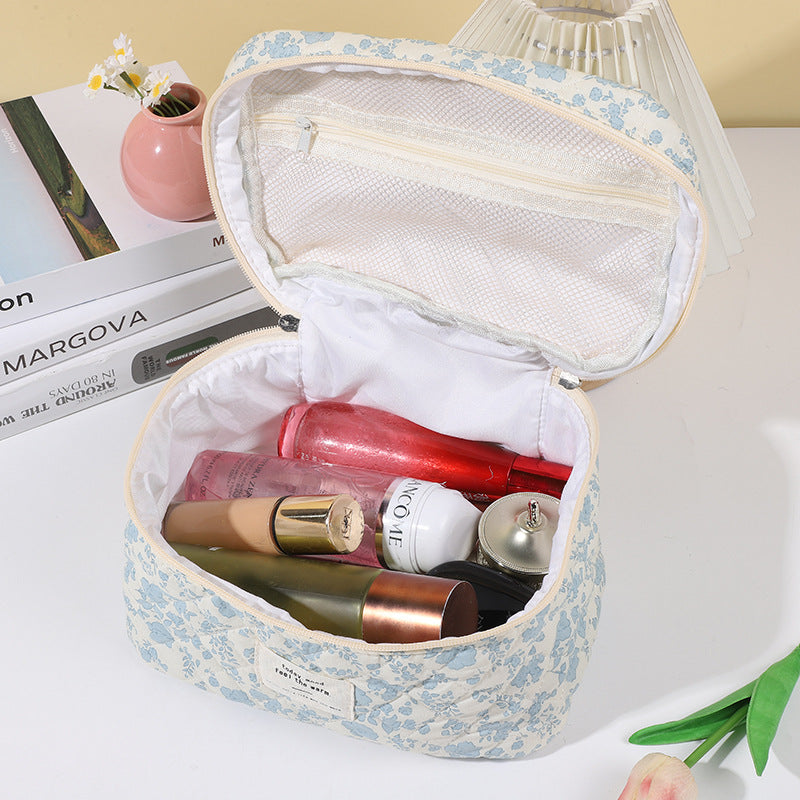 Casual Portable Floral Large Capacity Quilted Cosmetic Bags