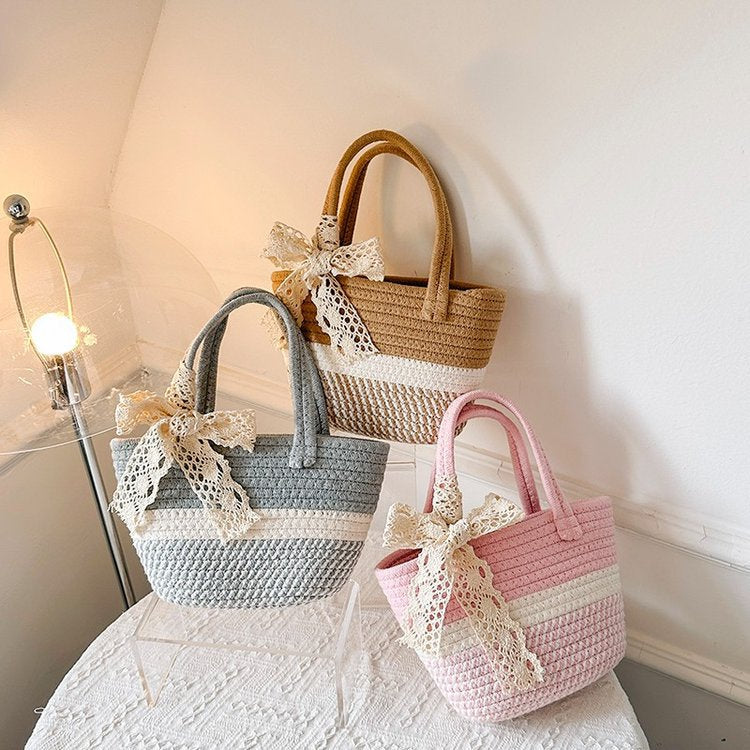 Women's Lace Bow Hand-woven Vacation Style Straw Shoulder Bags